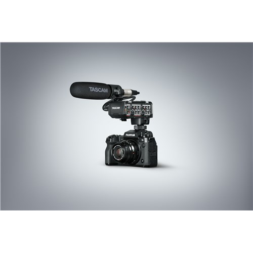 CA-XLR2d-F_Fujifilm_X-H2S_p_02_SNS_use_only